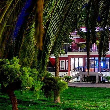 ホテル Bloom アラカティ