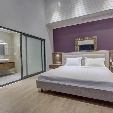 Bloom ホテル アラカティ